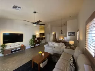 Photo #3: 2559650 Listing 