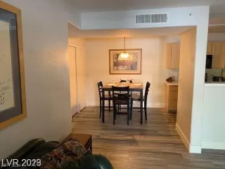 Photo #1: 2559686 Listing 