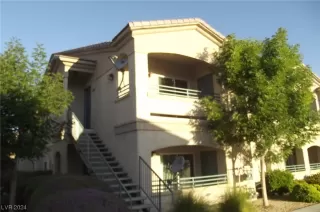 Photo #2: 2559733 Listing 