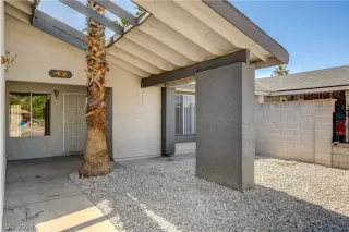 Photo #2: 2559749 Listing 