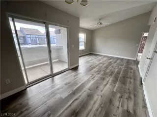 Photo #2: 2559766 Listing 