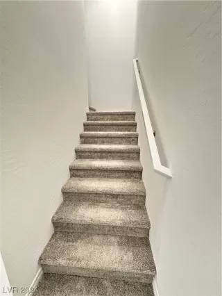 Photo #6: 2559785 Listing 