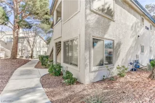 Photo #2: 2559811 Listing 