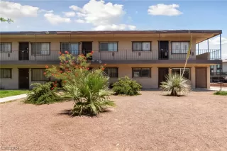 Photo #5: 2559814 Listing