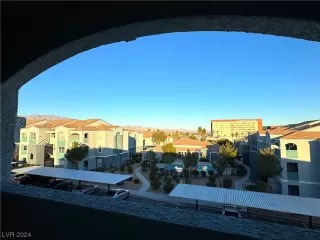 Photo #4: 2559821 Listing 