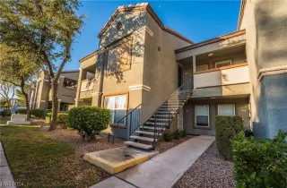 Photo #1: 2559831 Listing 