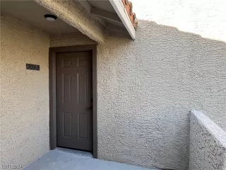 Photo #2: 2559836 Listing 