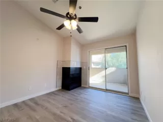 Photo #3: 2559836 Listing 