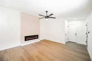 Photo #6: 2559865 Listing