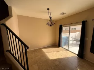 Photo #3: 2559870 Listing 