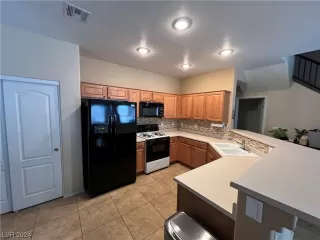 Photo #4: 2559870 Listing 