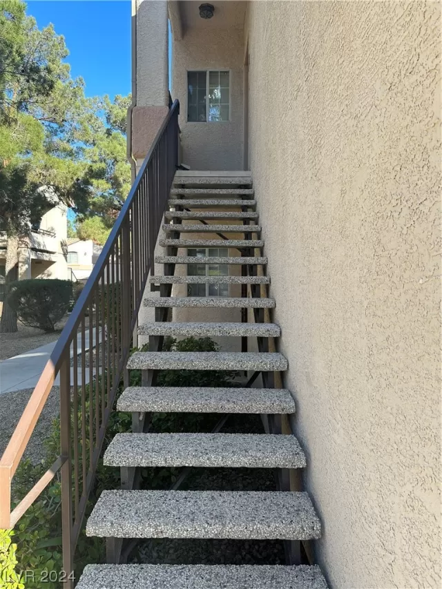 MLS: 2559897 Condo For Sale