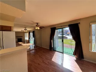 Photo #3: 2559906 Listing 