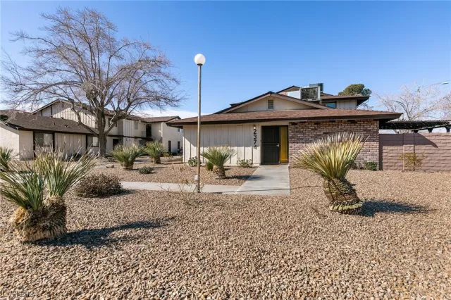 MLS: 2559943 Condo For Sale