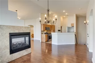 Photo #3: 2559944 Listing 