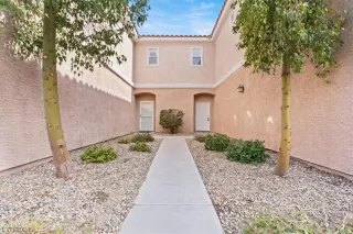 Photo #1: 2559947 Listing 