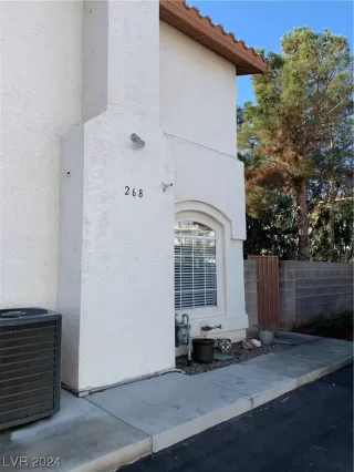 Photo #1: 2559970 Listing 