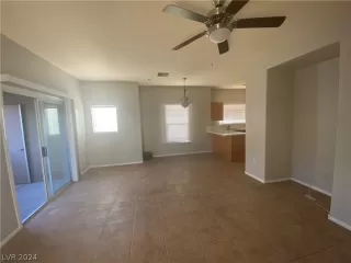 Photo #1: 2559987 Listing 