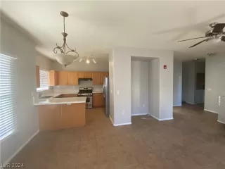Photo #2: 2559987 Listing 