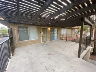 Photo #2: 2560046 Listing 