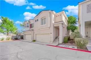 Photo #1: 2560053 Listing