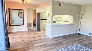 Photo #5: 2560075 Listing 