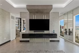 Photo #6: 2560079 Listing 