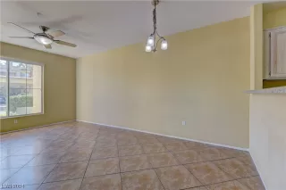 Photo #4: 2560091 Listing