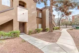 Photo #2: 2560116 Listing