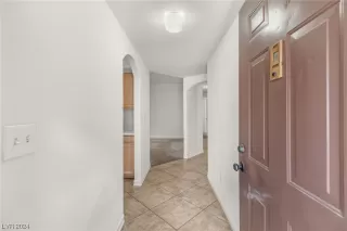 Photo #4: 2560116 Listing