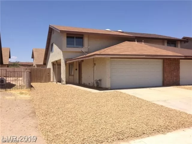 MLS: 2560125 Condo For Sale