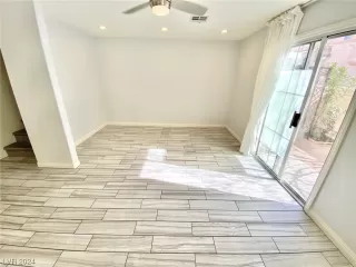 Photo #1: 2560128 Listing 