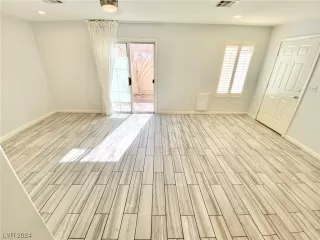 Photo #3: 2560128 Listing 