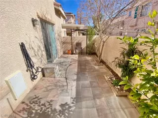 Photo #4: 2560128 Listing 