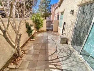 Photo #5: 2560128 Listing 