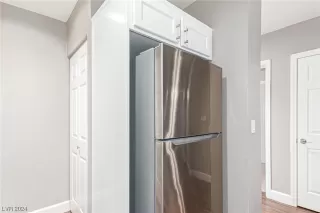 Photo #4: 2560151 Listing 