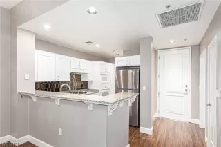 Photo #5: 2560151 Listing 