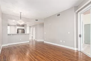 Photo #6: 2560151 Listing 