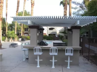 Photo #6: 2560161 Listing 