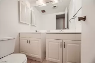 Photo #5: 2560166 Listing 