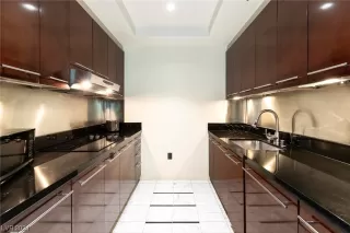 Photo #4: 2560179 Listing 