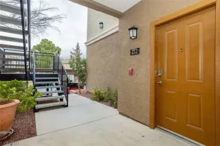 Photo #1: 2560212 Listing 