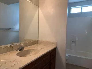 Photo #3: 2560235 Listing 