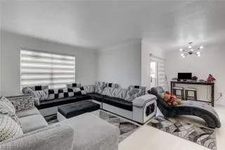 Photo #4: 2560237 Listing 