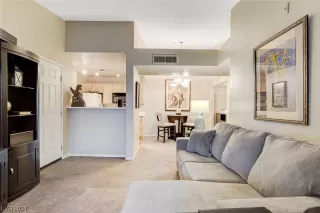 Photo #3: 2560259 Listing 