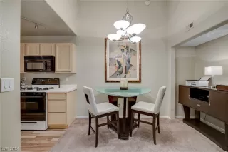 Photo #6: 2560259 Listing 