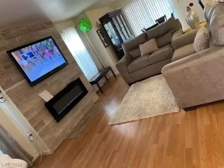 Photo #6: 2560260 Listing 