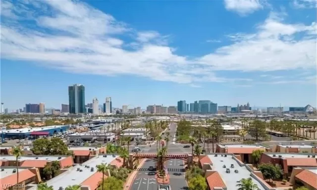 MLS: 2560313 Condo For Sale