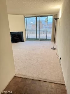 Photo #2: 2560339 Listing 