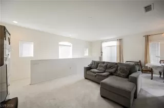 Photo #4: 2560360 Listing 